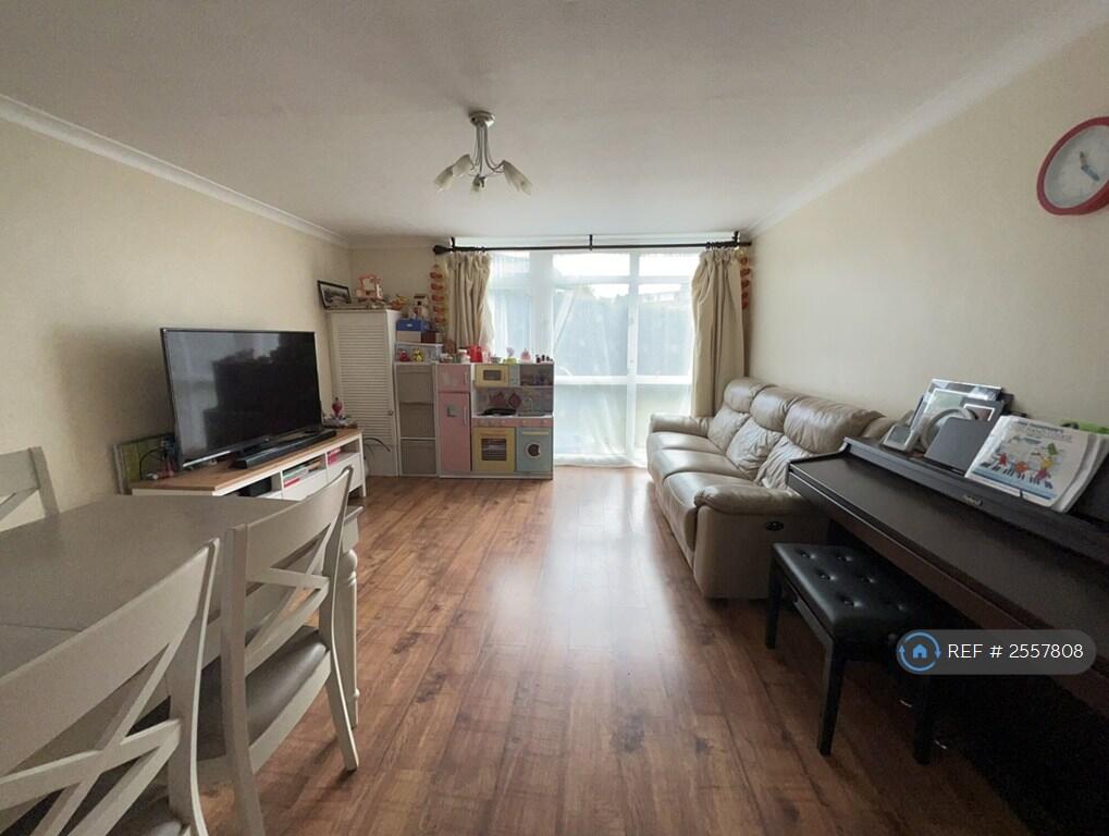 Main image of property: Carlton House, Rickmansworth, WD3