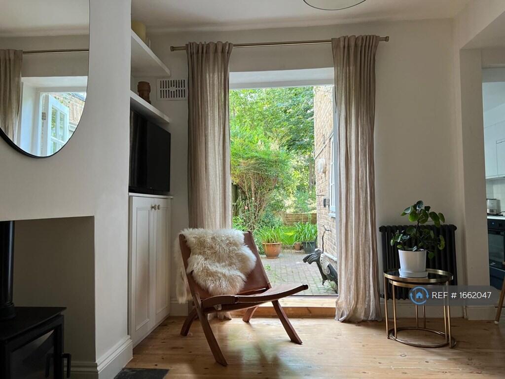 Main image of property: Cadogan Terrace, London, E9