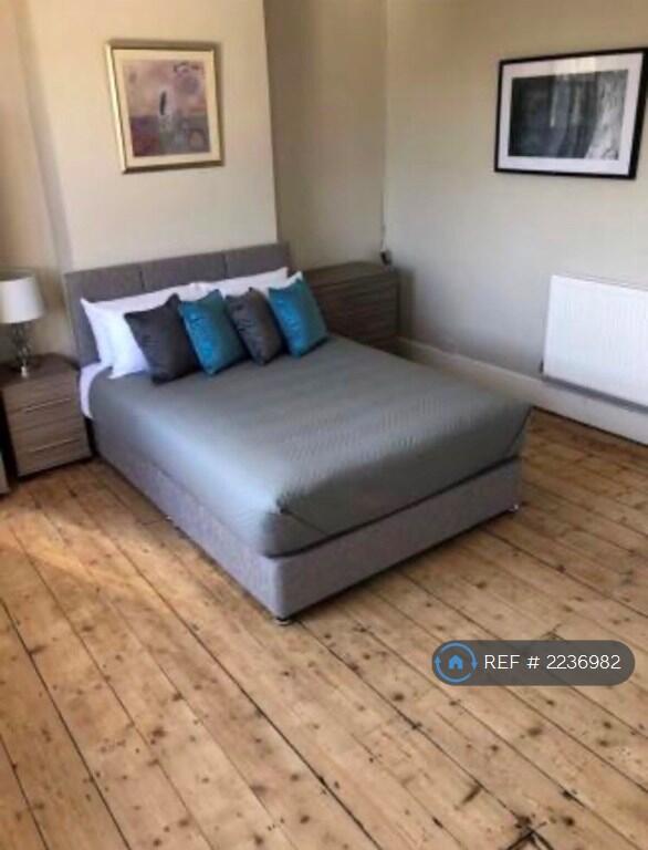 Main image of property: Cranleigh Gardens, Bridgwater, TA6
