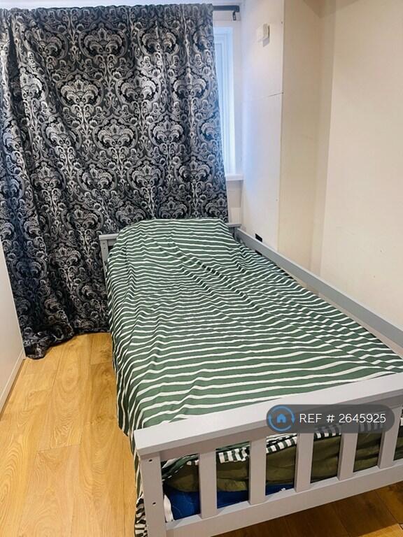 Main image of property: Danbury Crescent, South Ockendon, RM15