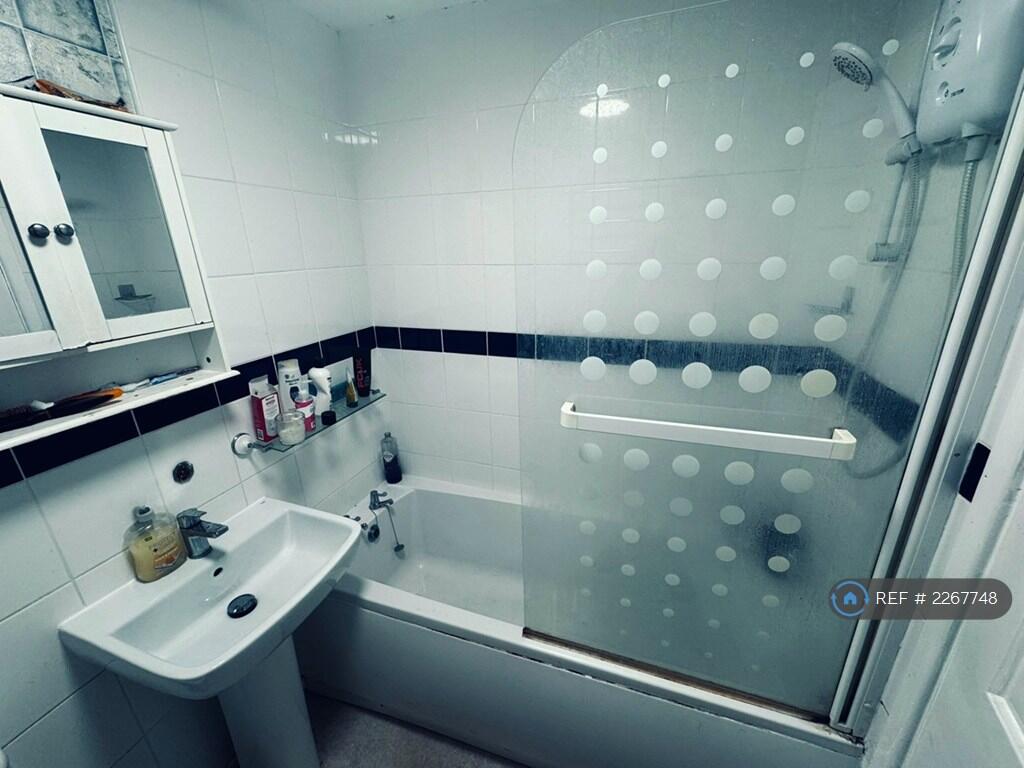 Main image of property: Vernon Park Drive, Nottingham, NG6