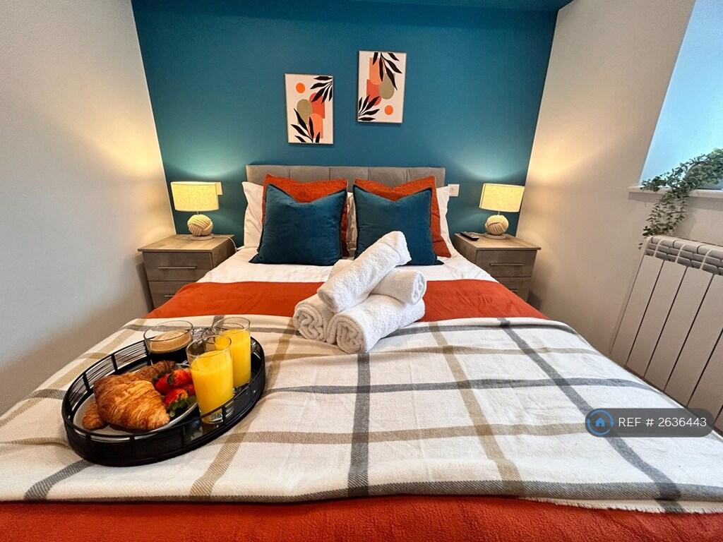 Main image of property: Queens Quay, Torquay, TQ1
