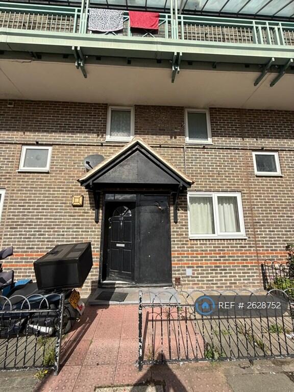 Main image of property: Tiptree Crescent, Ilford, IG5