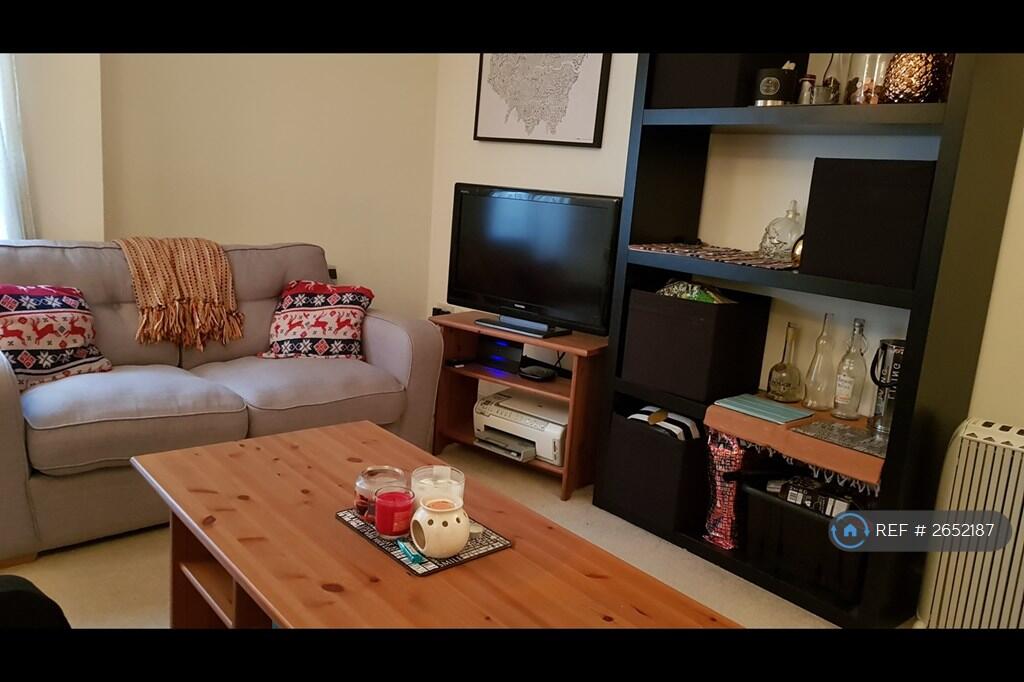 Main image of property: Ellerslie Court, Manchester, M14