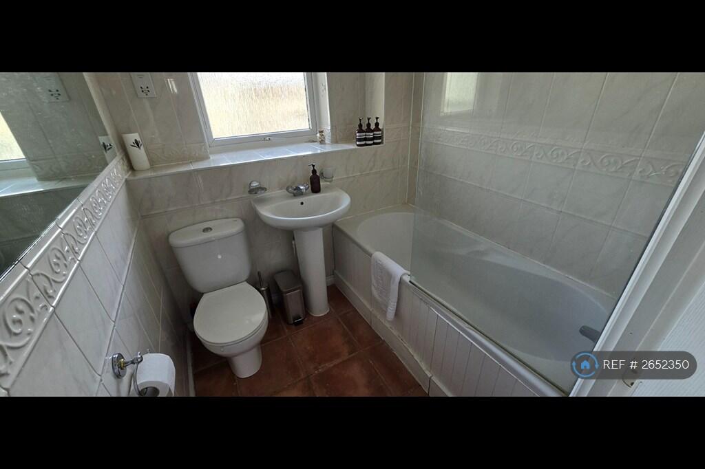 Main image of property: Little London Close, Uxbridge, UB8