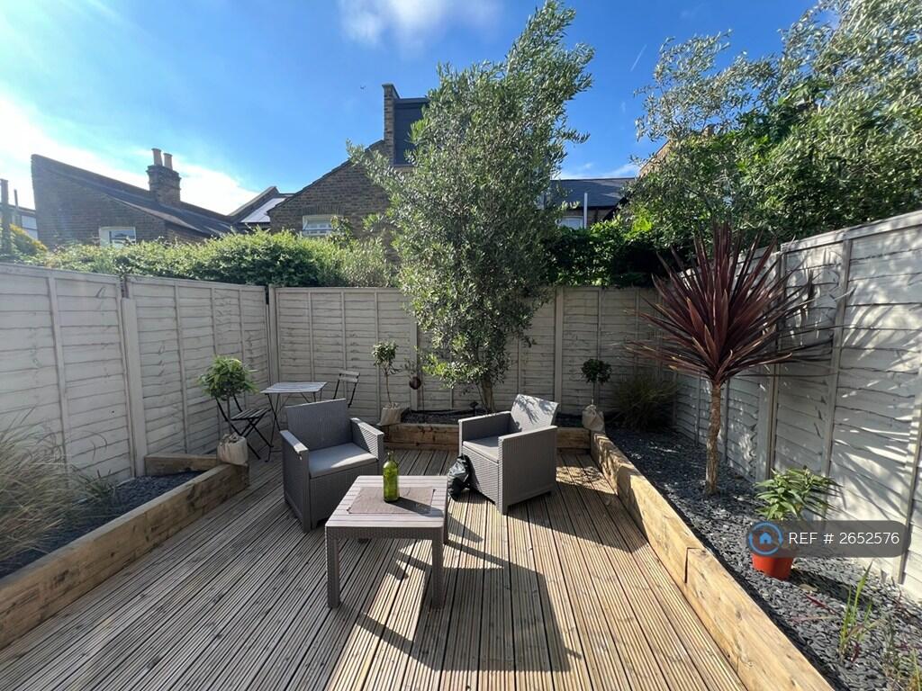 Main image of property: Chatto Road, London, SW11