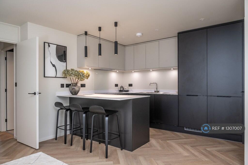 Main image of property: Prince William Court, Cambridge, CB4