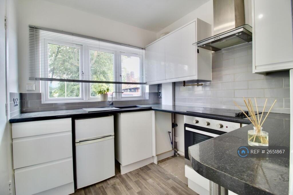 Main image of property: Hainault Road, Romford, RM5