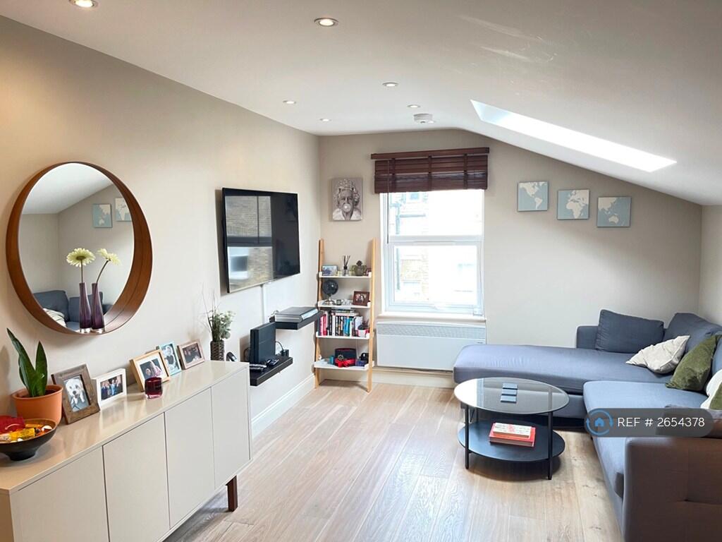 Main image of property: Kingscourt Road, London, SW16