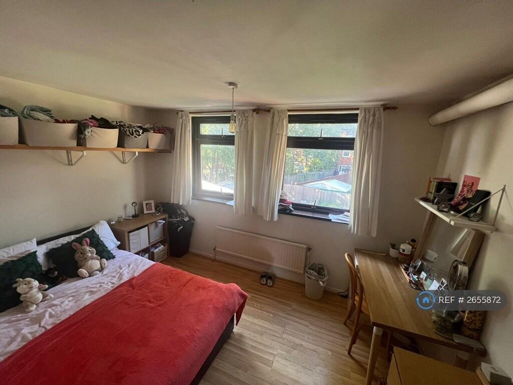 Main image of property: Canning Crescent, London, N22
