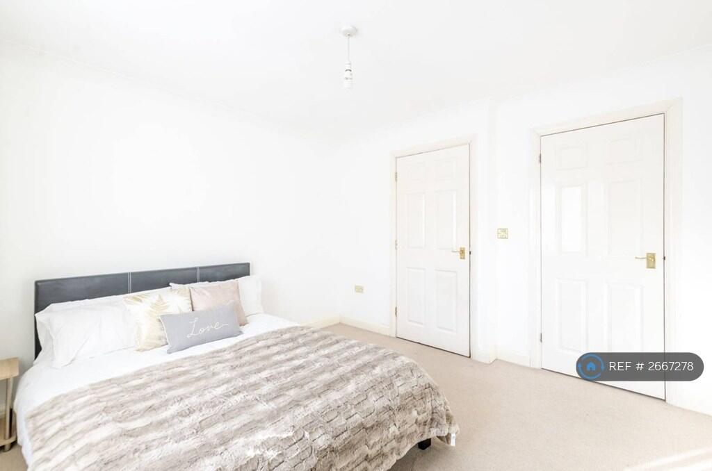 Main image of property: Banfield Road, London, SE15