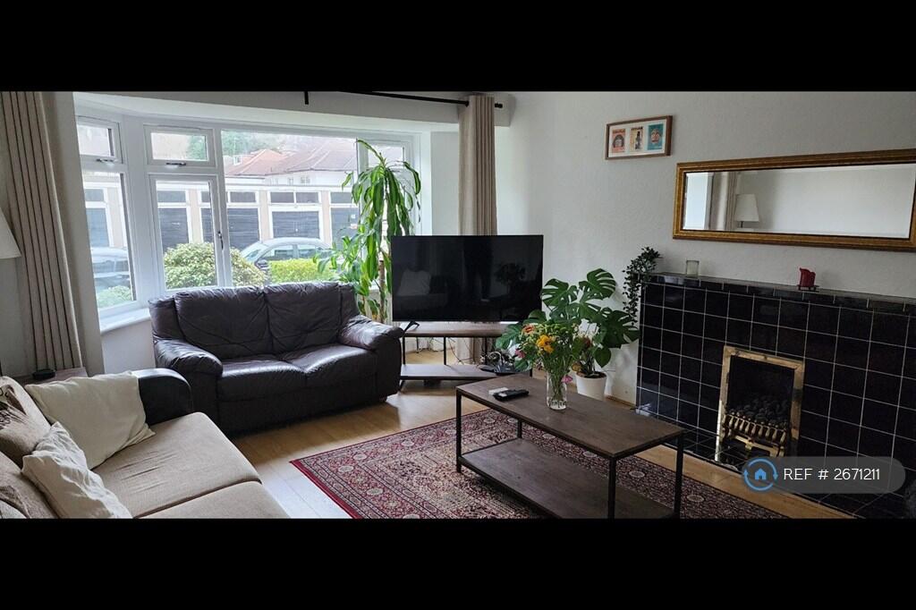 Main image of property: Chesterfield Court, Glasgow, G12