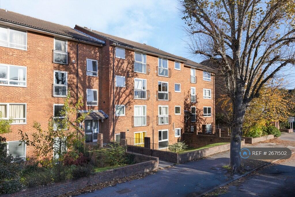 Main image of property: Berrylands, Surbiton, KT5