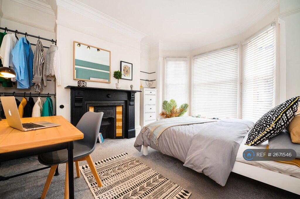 Main image of property: Dulverton Road, Leicester, LE3