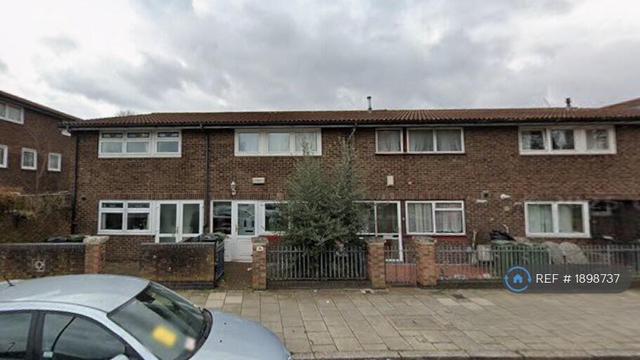 Main image of property: Moorland Road, London, SW9