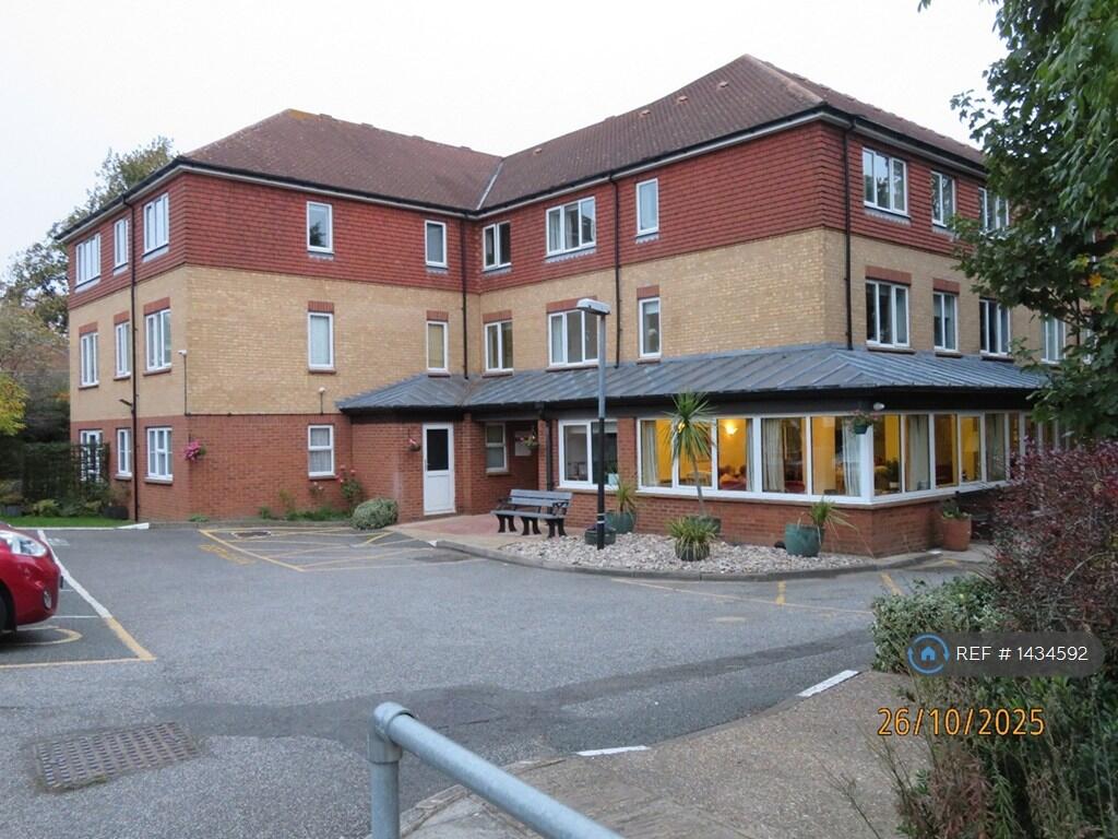 Main image of property: Westminster Court, London, E11