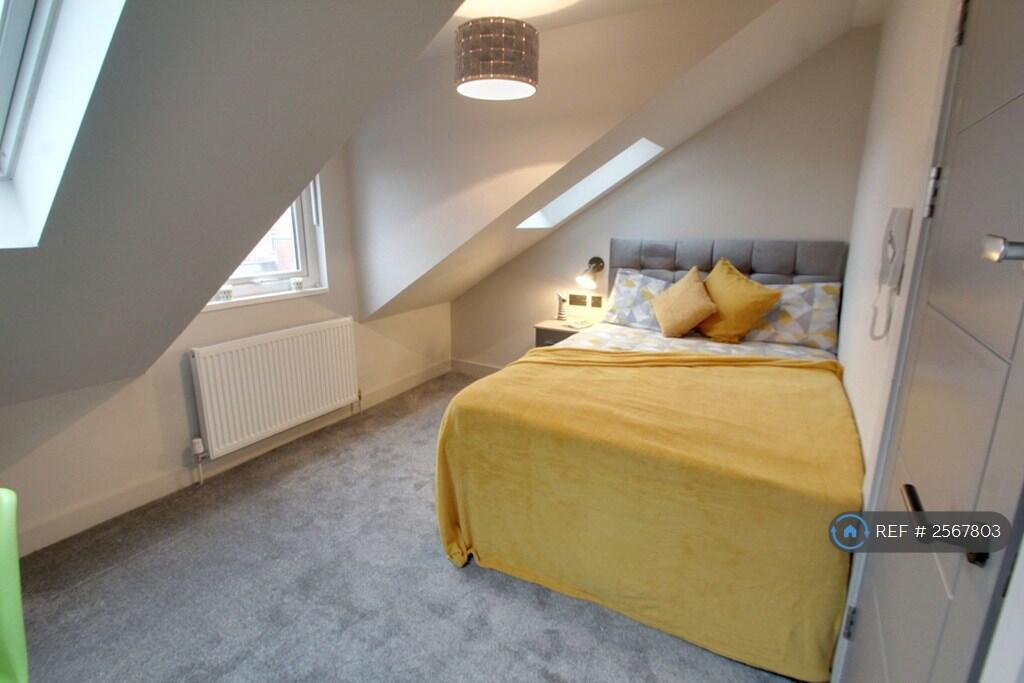Main image of property: Evesham Road, Leicester, LE3