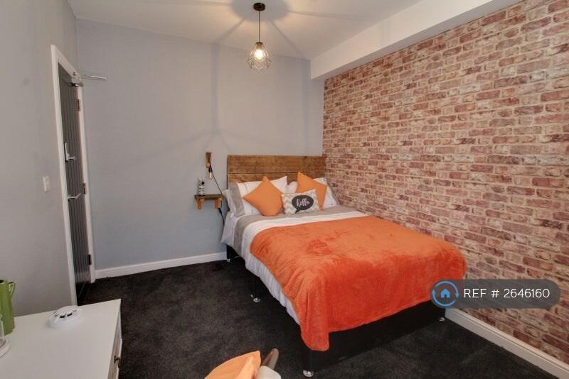 Main image of property: Paget Road, Leicester, LE3