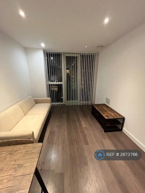 Main image of property: Pinnacle Apartments, Croydon, CR0