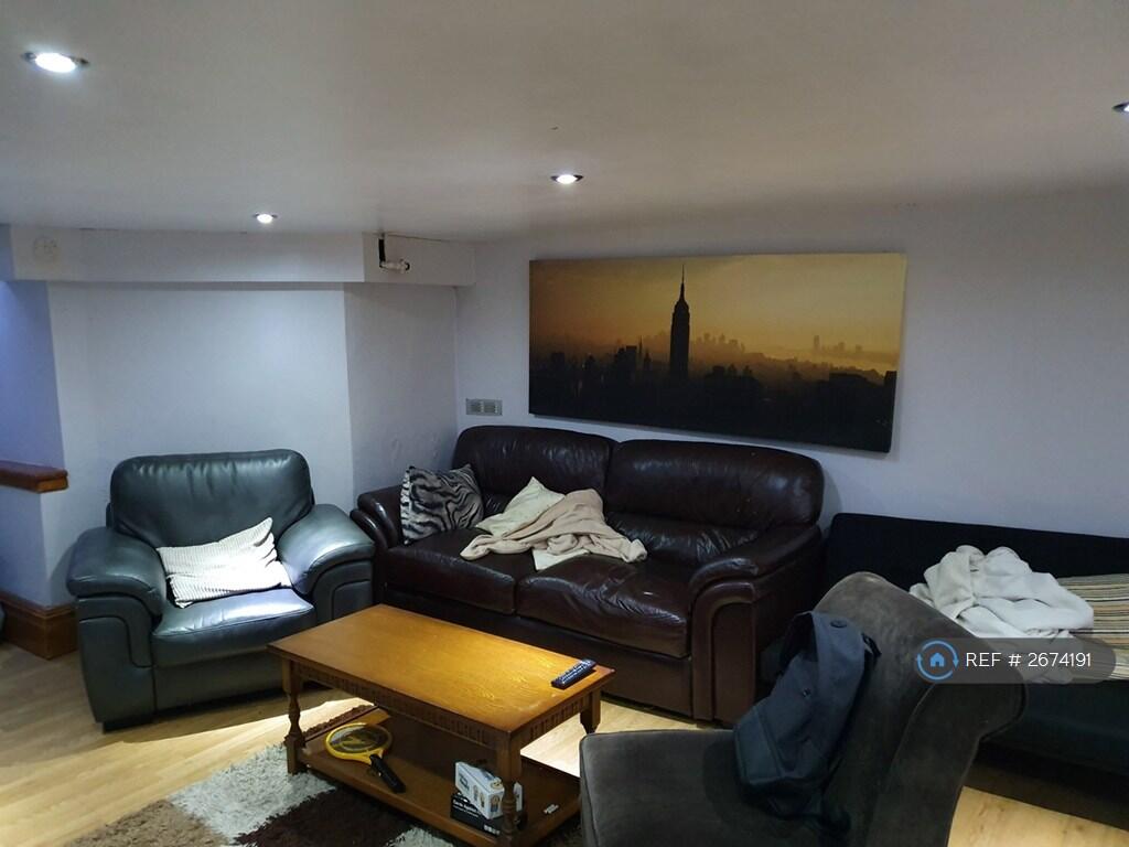 Main image of property: Fitzhamon Embankment, Cardiff, CF11
