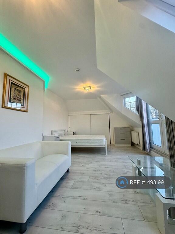 Main image of property: Studio Available Now - Pearson Park Apartments, Hull, HU5