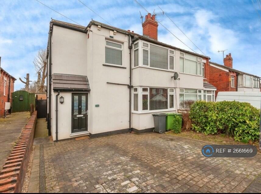 Main image of property: Bell Mount View, Leeds, LS13