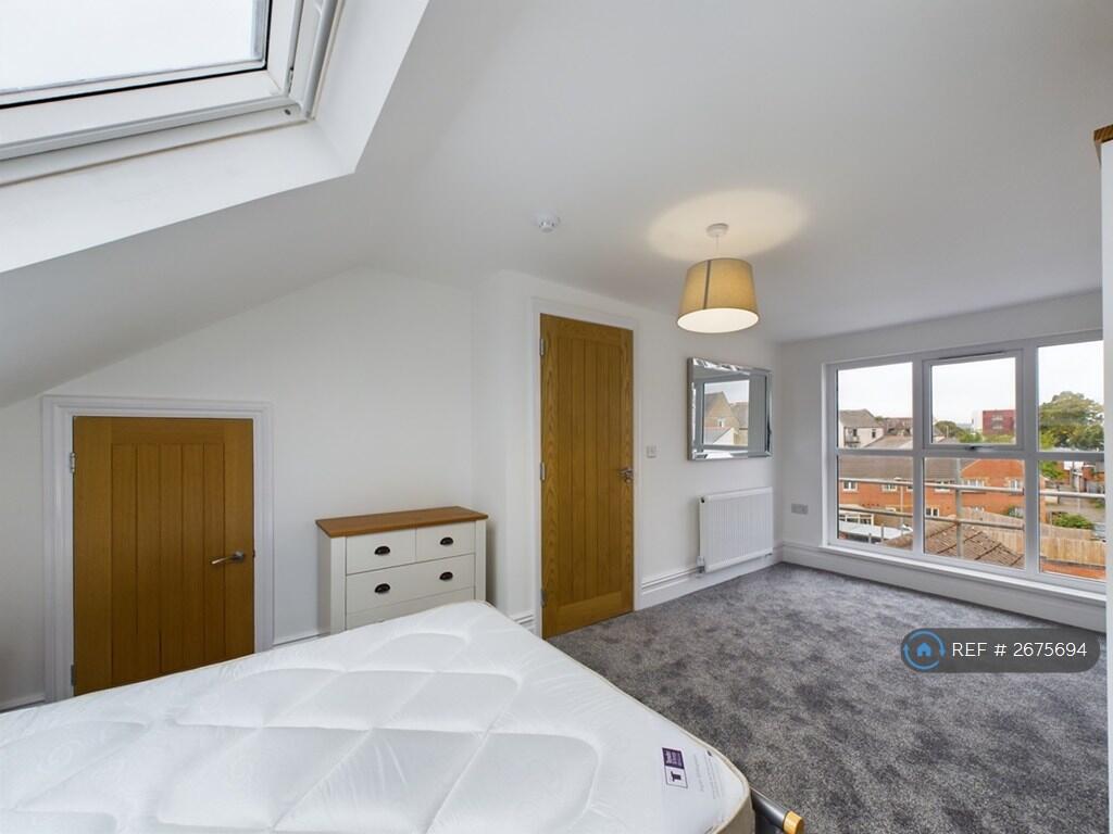 Main image of property: Rawden Place, Cardiff, CF11