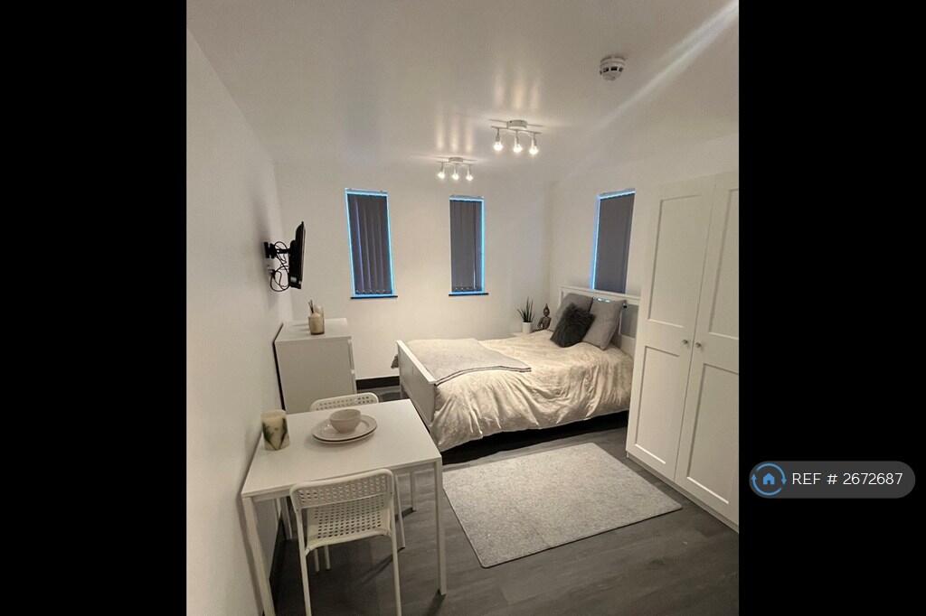 Main image of property: Windsor Road, Hounslow, TW4