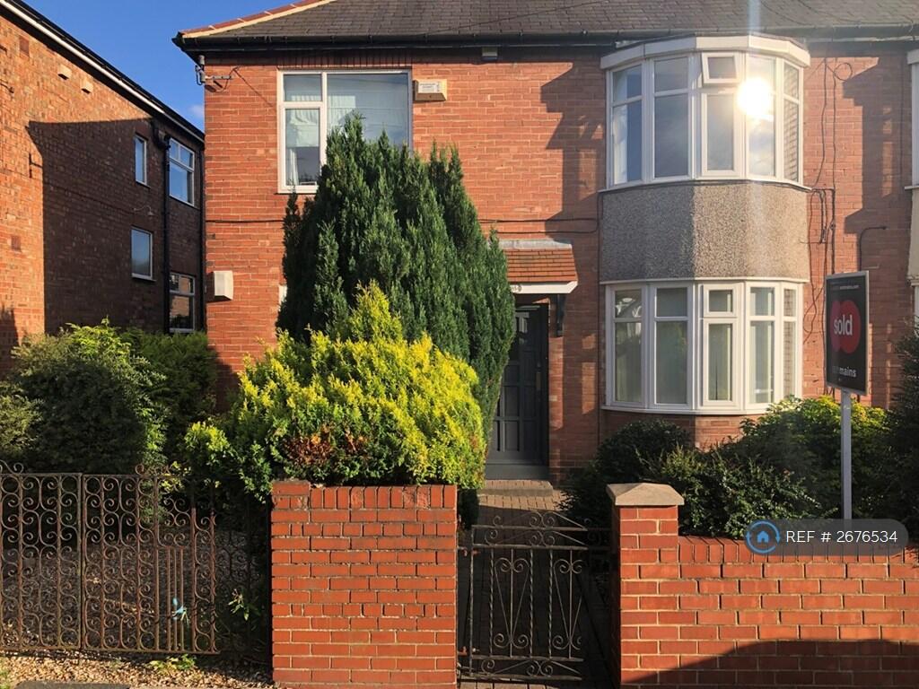 Main image of property: Ovington Grove, Newcastle Upon Tyne, NE5