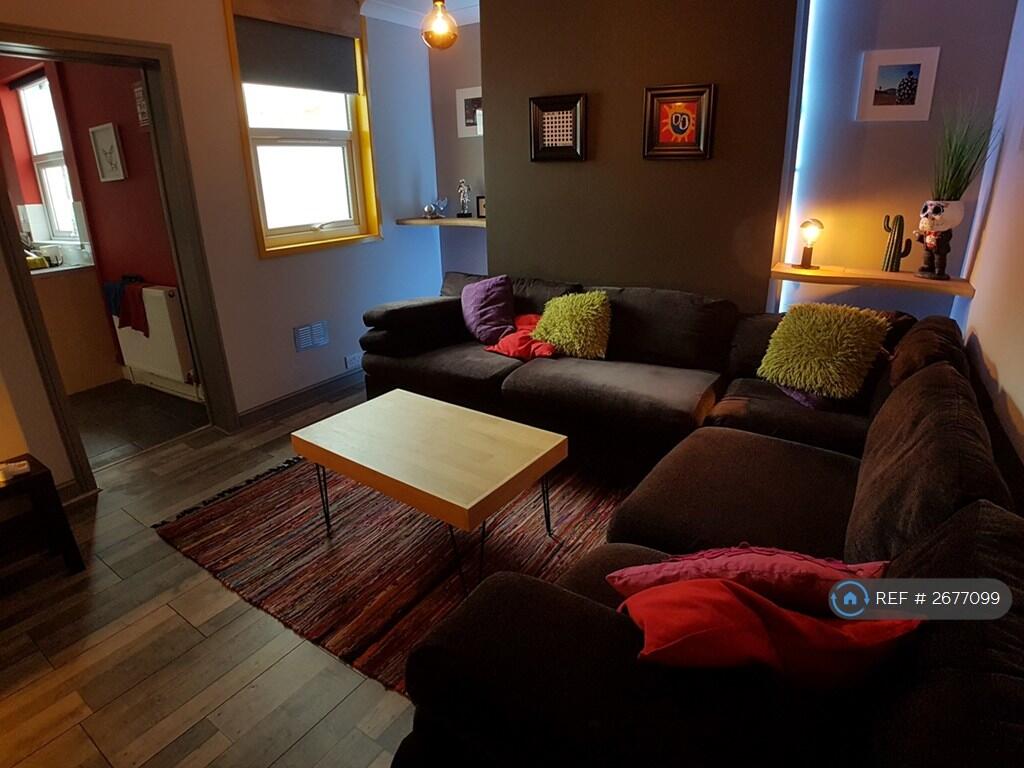 Main image of property: Llantrisant Street, Cardiff, CF24