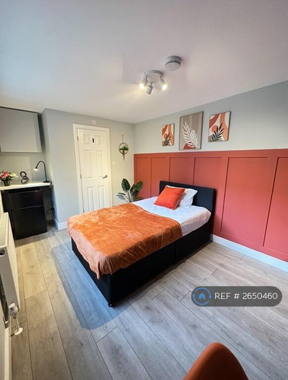 Main image of property: Hereford Walk, Basildon, SS14