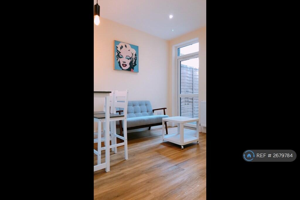 Main image of property: Whippendell Road, Watford, WD18