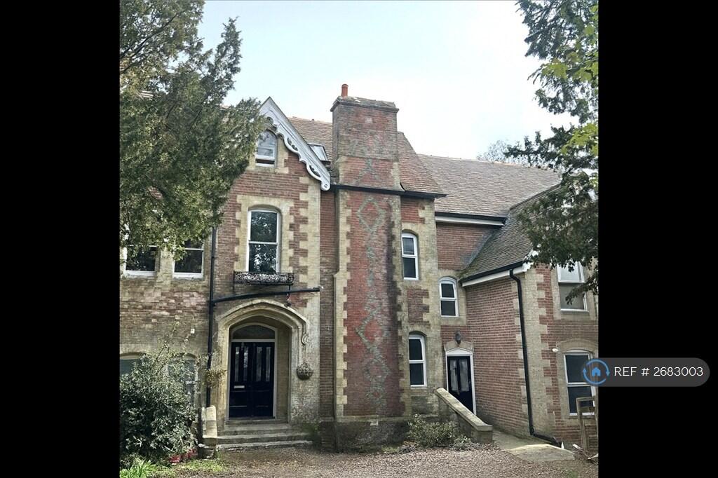 Main image of property: Clatterford Roas, Newporr, PO30