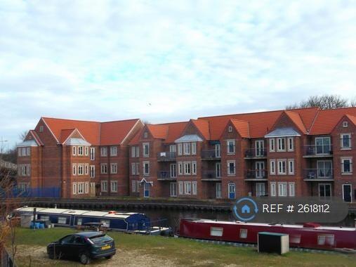 Main image of property: West Street, Thorne, Doncaster, DN8