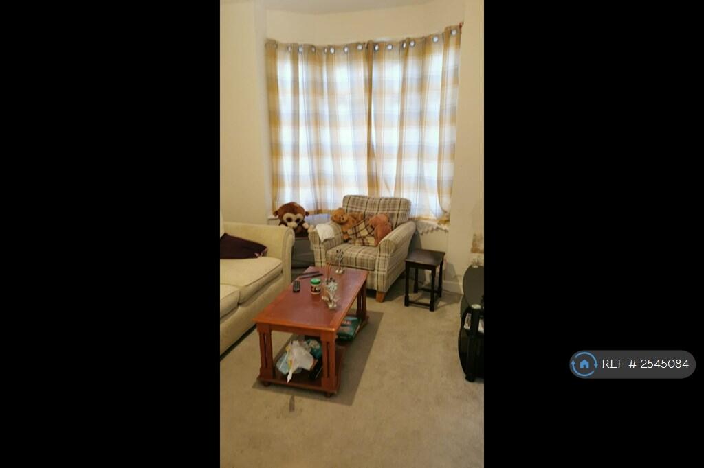 Main image of property: Mayfield Avenue, Hull, HU3