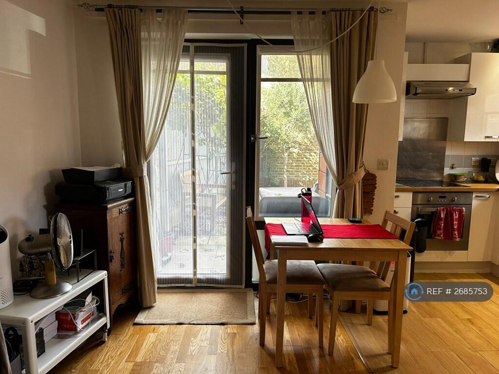 Main image of property: Canary Wharf Area, London, E14