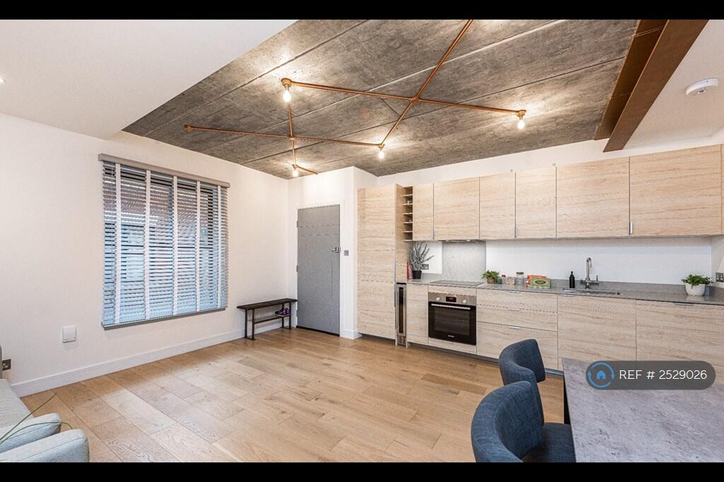 Main image of property: Mount Mews, Hampton, TW12