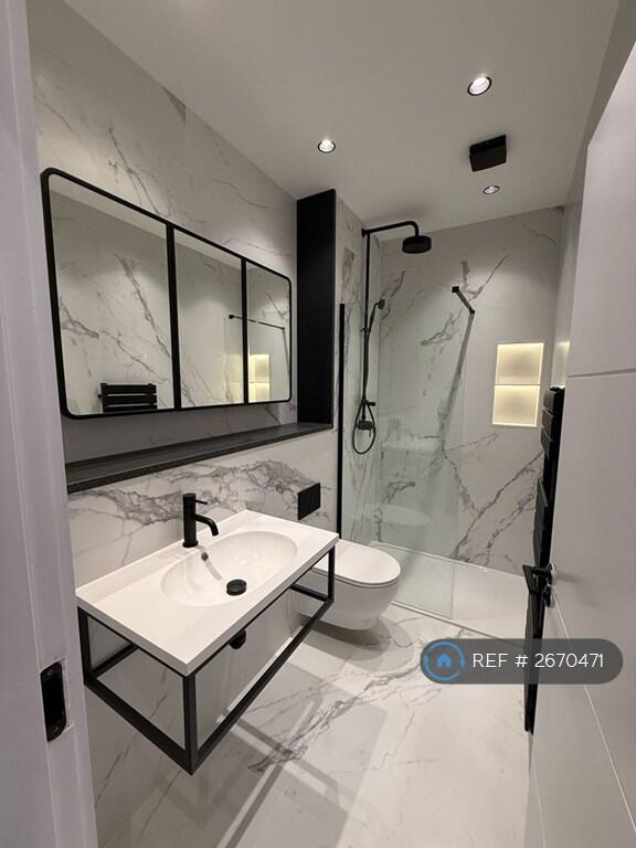 Main image of property: Wellington Street, Leeds, LS1