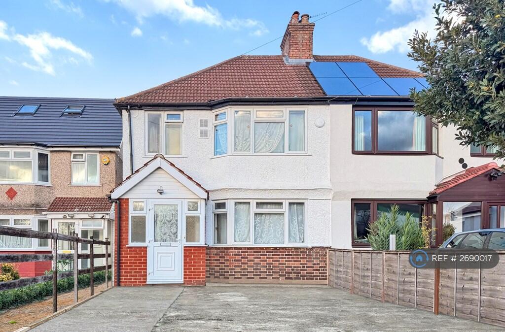 Main image of property: Beavers Lane, Hounslow, TW4