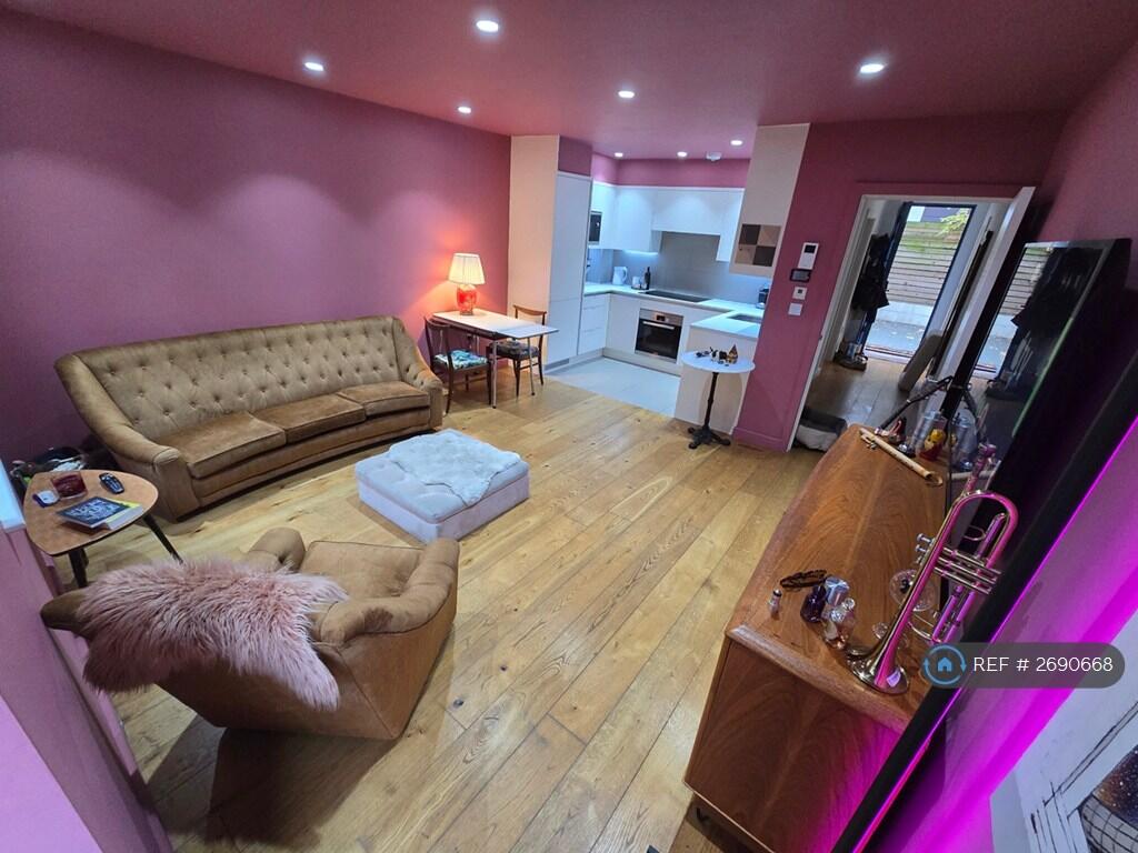 Main image of property: Andre Street, London, E8