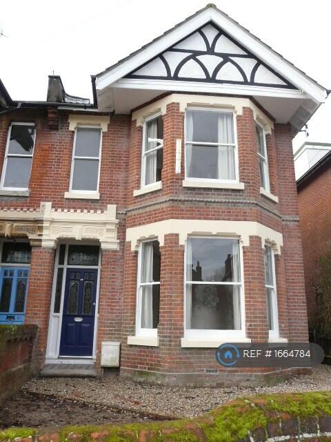 Main image of property: Shaftesbury Avenue, Southampton, SO17