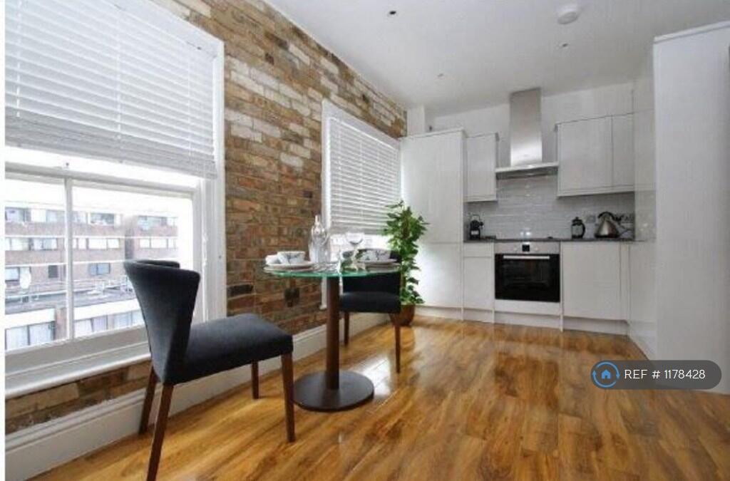 Main image of property: Cornwall Crescent, London, W11