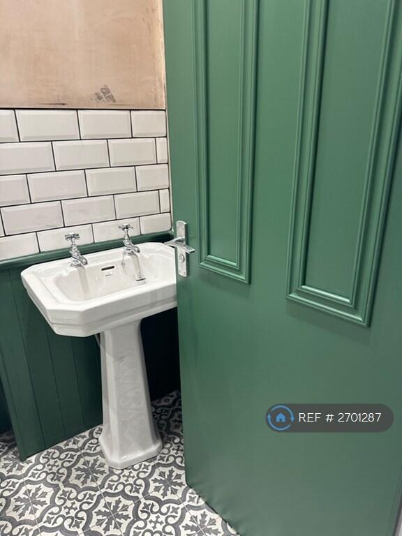 Additional image 5 of Town Lane, Bradford, BD10