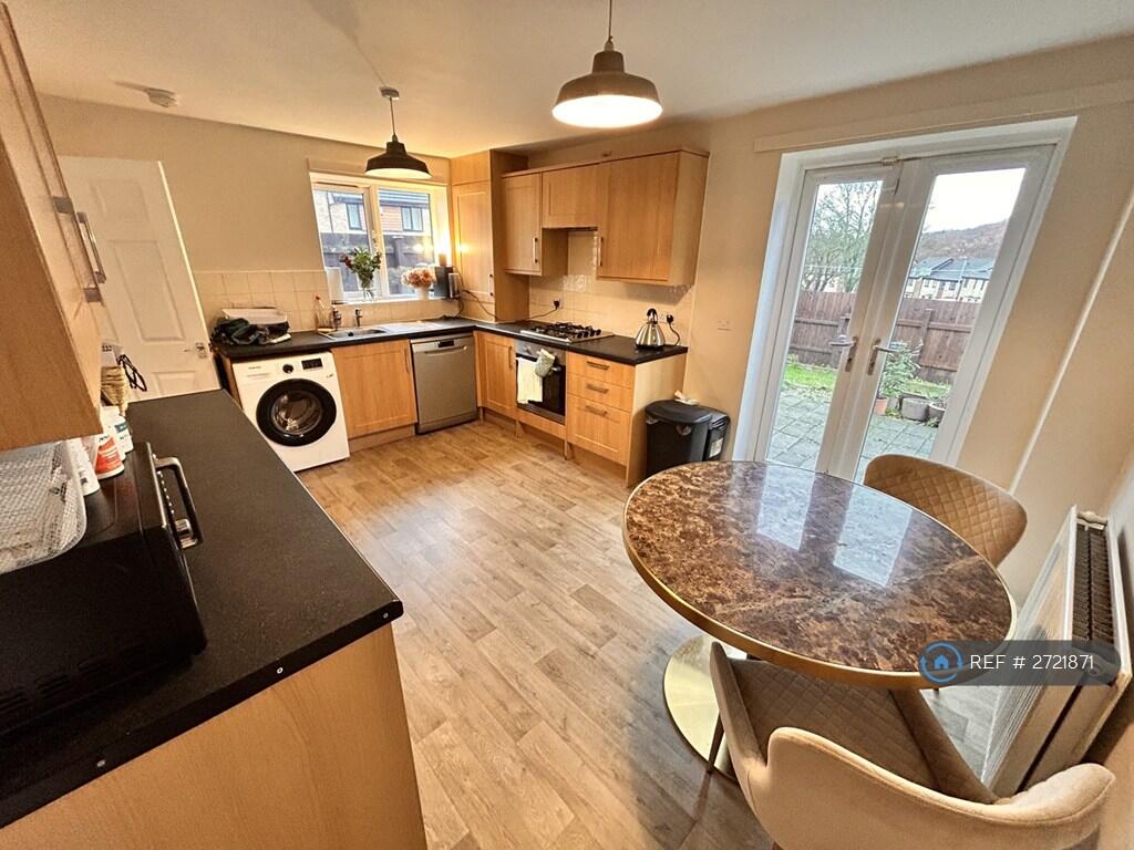 Additional image 5 of Larwood Drive, Bradford, BD10