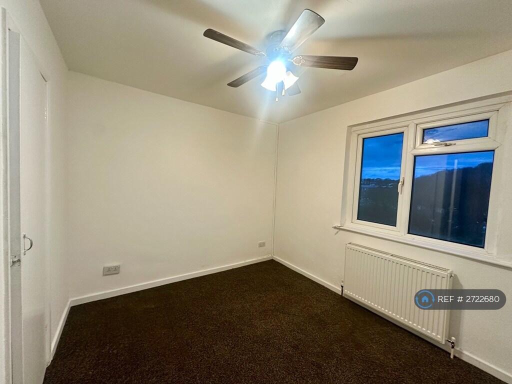 Additional image 10 of Roundwood Glen, Bradford, BD10