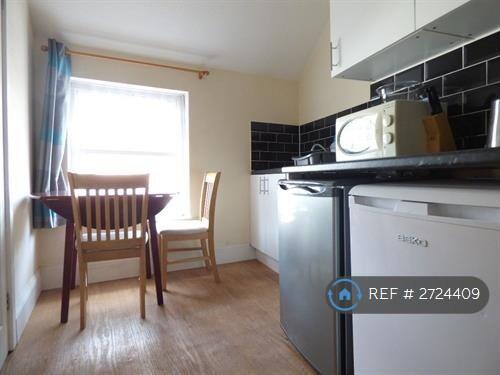 Additional image 5 of Lansdowne Crescent, Bournemouth, BH1