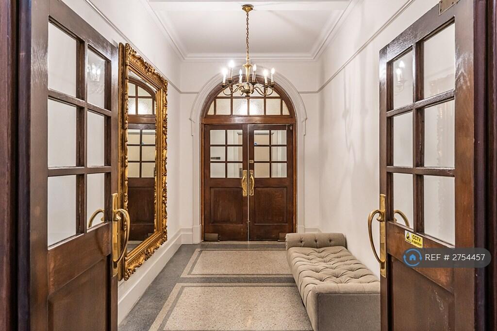 Main image of property: Whittington Apartments, London, E1