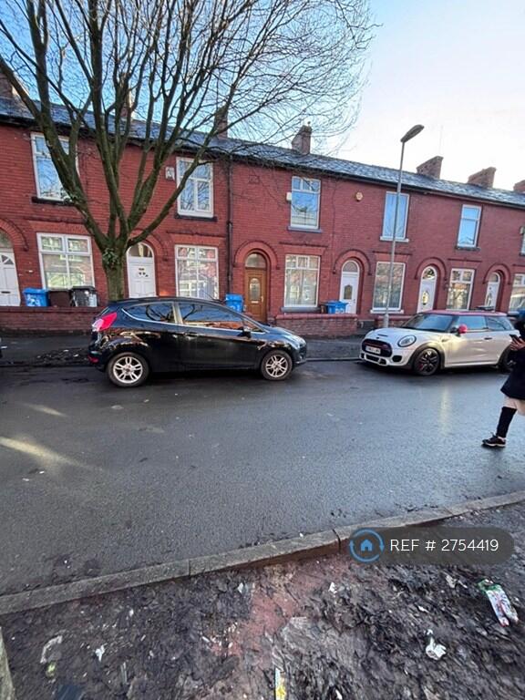 Main image of property: Gordon Avenue, Oldham, OL4