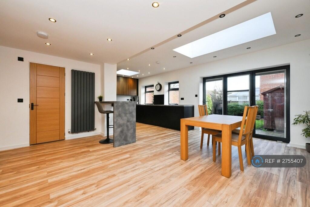 Main image of property: Perrysfield Road, Cheshunt, Waltham Cross, EN8