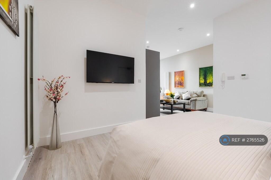 Main image of property: Argyle St, Birkenhead, CH41